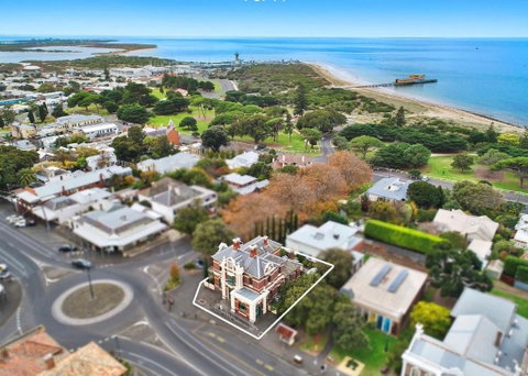 QPO QUEENSCLIFF - Hotel NSW 1