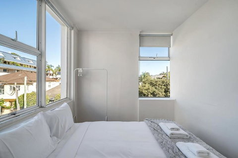 Quaint 1BD On The Doorstep Of Manly Beach - Hotel NSW 3