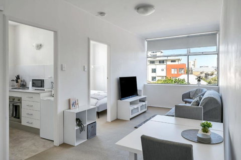 Quaint 1BD On The Doorstep Of Manly Beach - Hotel NSW 2
