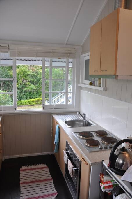 Quaint & Cosy 1 Bedroom Apartment In Queenslander. - Hotel NSW 3