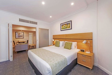Quality Apartments Adelaide Central - Hotel NSW 1