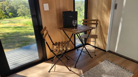 Rainbow Retreat By Tiny Away - Hotel NSW 3