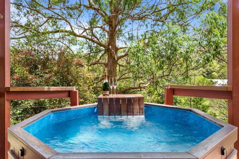 Ravensbourne Escape-Tree Tops - Hotel NSW 0