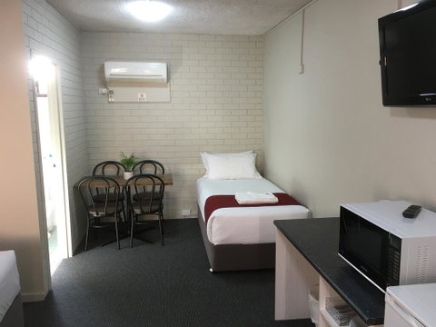 Atlas Motel - Hotel NSW 3