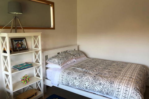 Au-Don Short Stay Accommodation - Hotel NSW 3