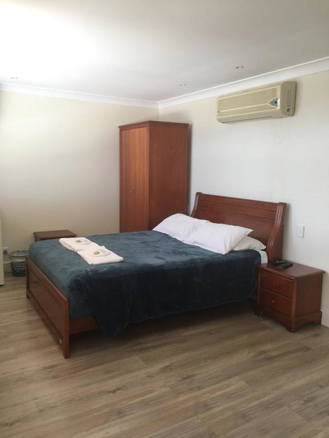 Aussie Hotel & Motel - Hotel NSW 0