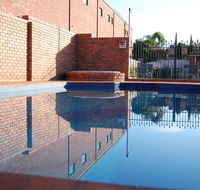 Australian Settlers Motor Inn - Hotel NSW