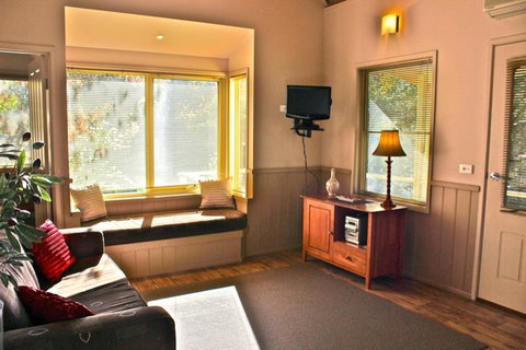 Autumn Leaf Cottage 1 - Hotel NSW 1
