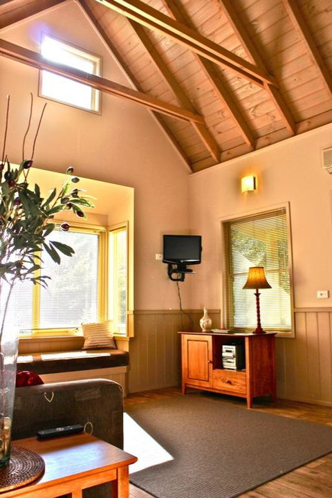 Autumn Leaf Cottage 1 - Hotel NSW 3