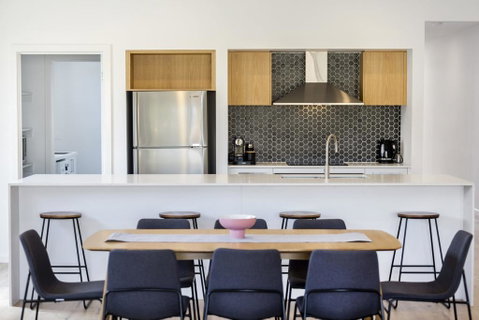 AZURE - ROSEBUD - Hotel NSW 3