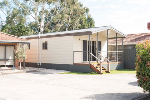 Ballarat Colonial Motor Inn - Hotel NSW 2
