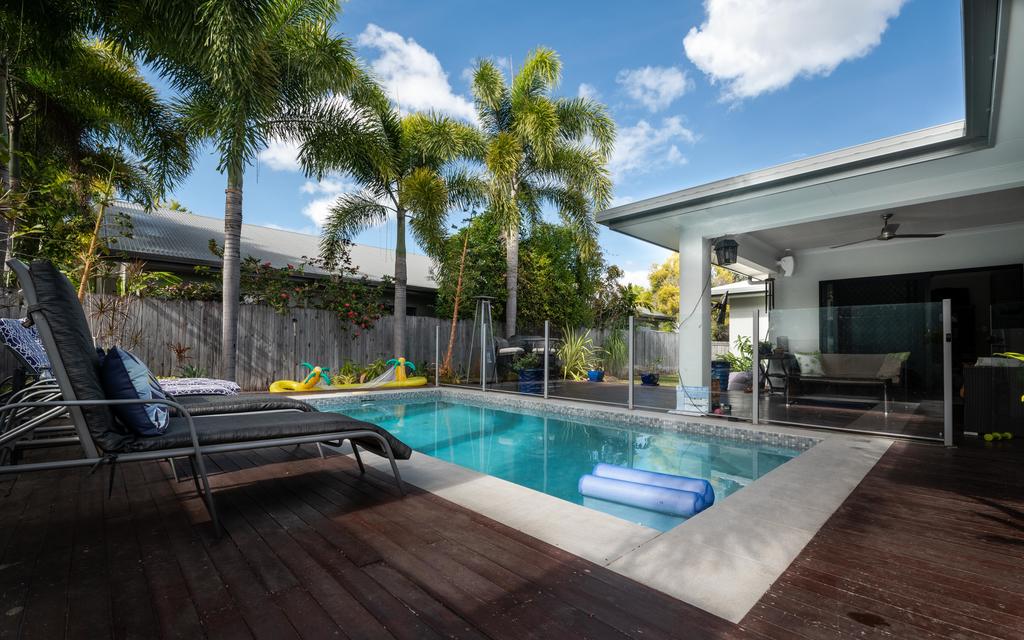 Kewarra Beach QLD Hotel NSW