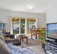 Beach Escape  Currarong - basic family accommodation - Hotel NSW