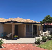 Beach House by the bay - Hotel NSW