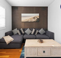 BEACHFRONT APARTMENT // DREAM LOCATION // CLOEY2 - Hotel NSW