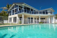 Book Forster Accommodation Vacations Hotel NSW Hotel NSW