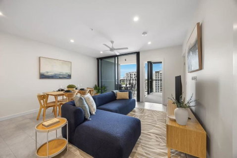 Rivello Apartments - Free Secure Car Park, 6km To City, Ferry Terminal, Eat Street, Rooftop Pool, Sauna, Portside Dinning - Hotel NSW 2