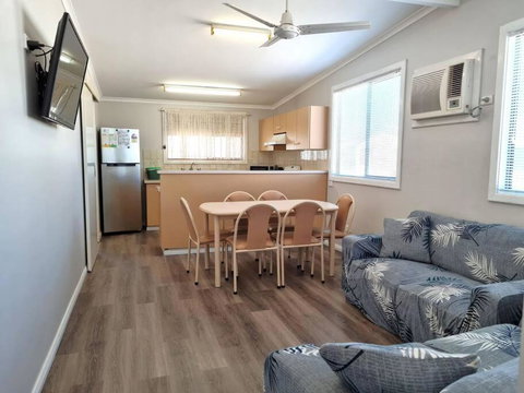 Reel Relaxation - Hotel NSW 3