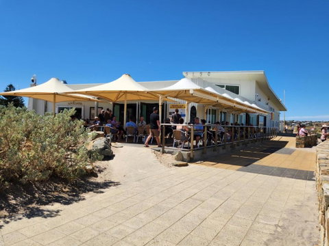 Relaxing Beachside Getaway Home - Hotel NSW 2