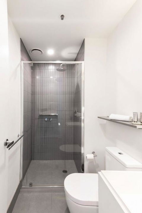 Resort Style Living 2 Bed Apt With Pool BBQ - Hotel NSW 2