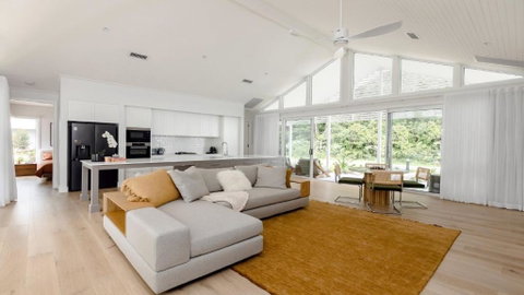 Resort Style Living With Pool, Tennis Court And Beach - Hotel NSW 0