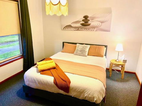 Retro Riverside Redan, Ballarat - Hotel NSW 1