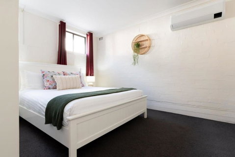 Riverside Gem With Parking And WiFi - Hotel NSW 2