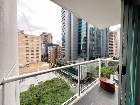S&P - Festival - Hotel NSW 1