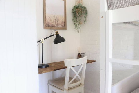 Rustic Chic 200 Metres From CBD - Hotel NSW 2