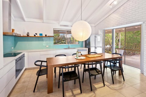 Salt Life - Hotel NSW 3
