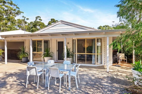 Salt Life - Hotel NSW 2