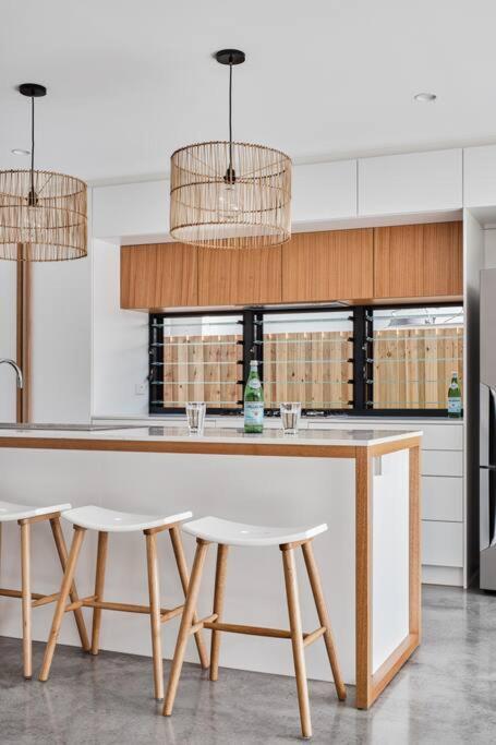 Sanctuary Spaces - Lomani Eleven - Hotel NSW 3