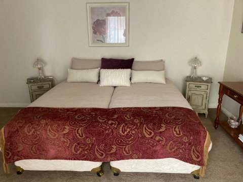 Rosewood Park Guest Suite - Hotel NSW 1