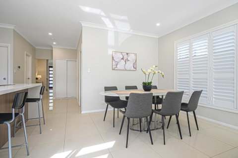 Rousehill Sweet Spacious 4BR Quiet House - Hotel NSW 1