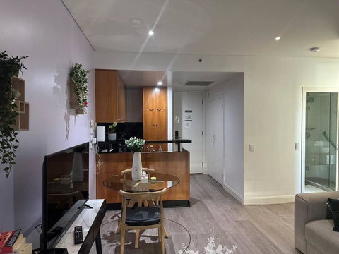 Royal Garden Residence - Hotel NSW 3