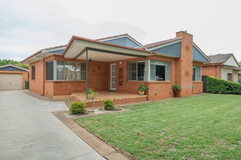Roycox Cottage - Charming Escape, Fireplace - Hotel NSW 3