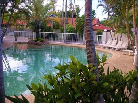 Runaway Bay Motor Inn - Hotel NSW 1