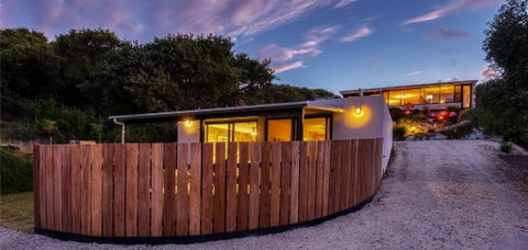SALT Luxury Couples Bungalow - Hotel NSW 3