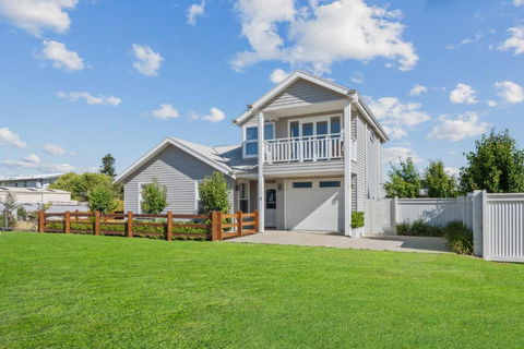 SALTAIR Beach House Right In Town - Hotel NSW 0
