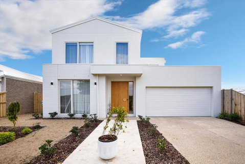 Saltwater Lux, 4 Bdrm, 3 Bath, Golf, Weddings, Beaches, Adventure Park - Hotel NSW 2