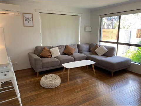 Salty - Hotel NSW 2