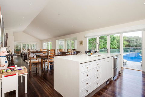 Sandfields - Hotel NSW 2