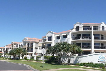 Sands 16, 20 - 22 Pacific Parade with Hotel NSW