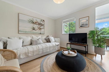 Sandy Days with Hotel NSW