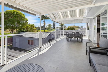 Sandy Dreams with Hotel NSW