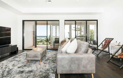 SEA FOR MILES At Semaphore To Relax & Unwind - Hotel NSW 0