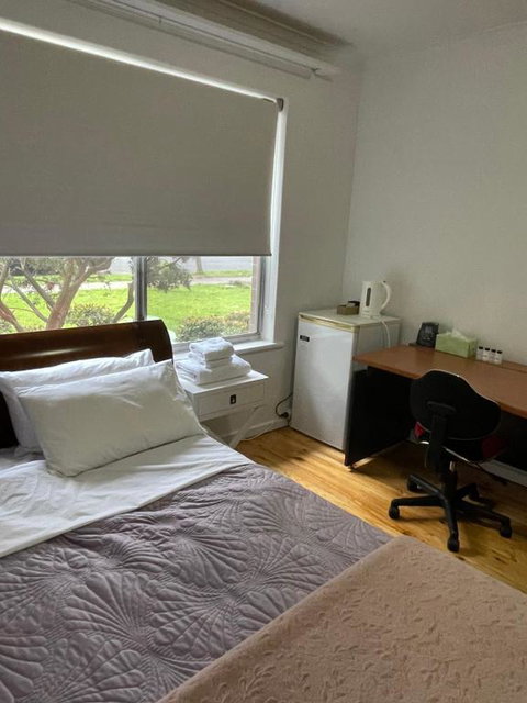 Spacious Beautiful Room - Hotel NSW 0