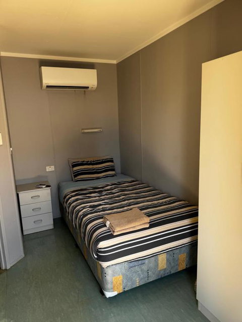 Summer Port Lodge - Hotel NSW 3