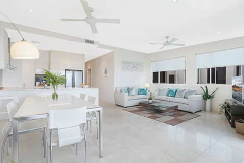 Beachside Vibes, Sunshine Beach - Hotel NSW 3