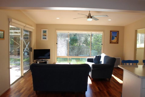BEACHSIDE VILLA 2 - Hotel NSW 3